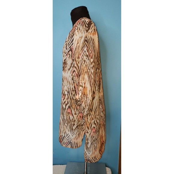 Chicos Travelers Collection Sheer Blouse Animal Aztec Print Roll Sleeve Sz 1 Med - Picture 3 of 12